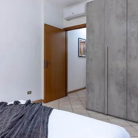 A Due Passi Dal Castello