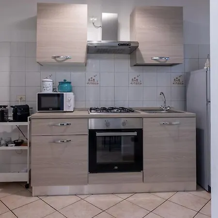 A Due Passi Dal Castello *