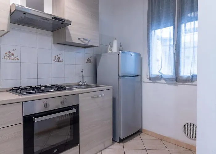 A Due Passi Dal Castello